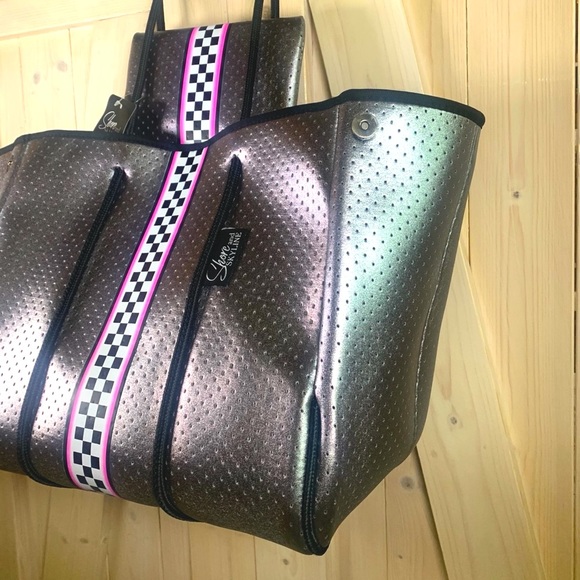 Neoprene Racer Tote Bag Prix Hot Pink or Titanium Disco racing checks waterproof - Picture 10 of 16